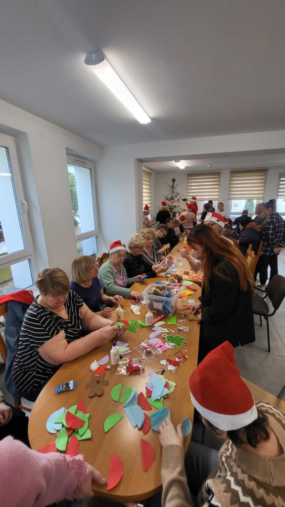 Klimat Świąt Bożego Narodzenia zawitał do Dziennego Domu Pomocy